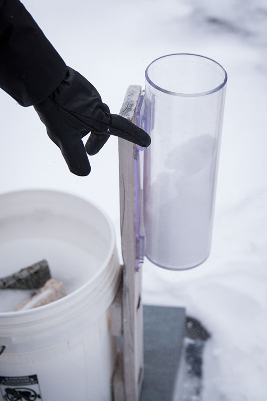 Gauge_Snow2_Copyright_MKulwicki_UB